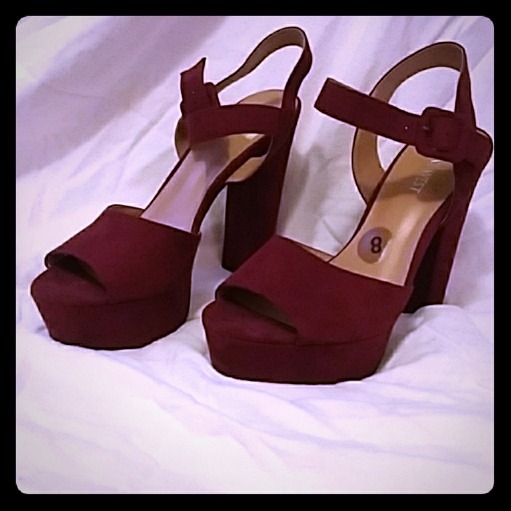 Maroon chunk heel